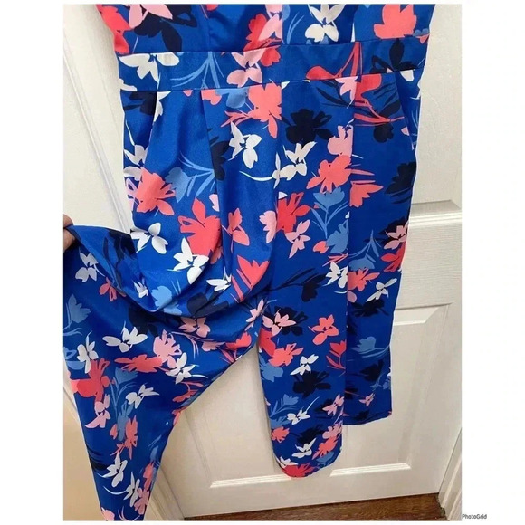 Vince Camuto I 4 - Picture 8 of 13